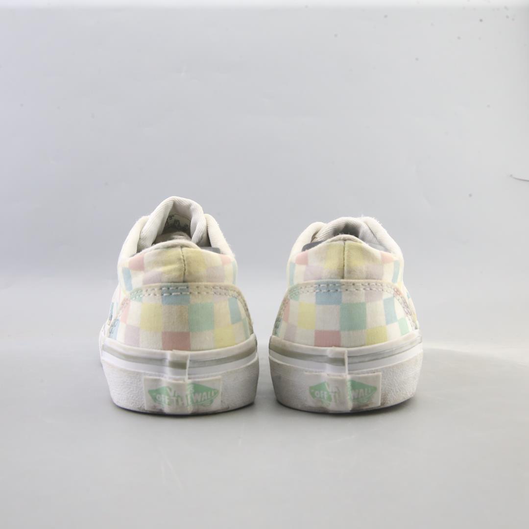 VANS AUTHENTIC