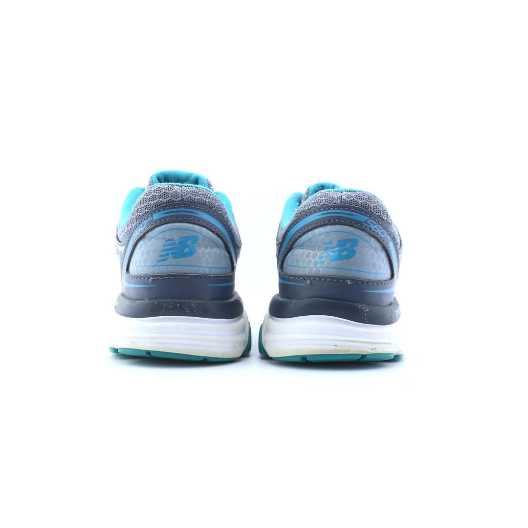 NEW BALANCE 560V6