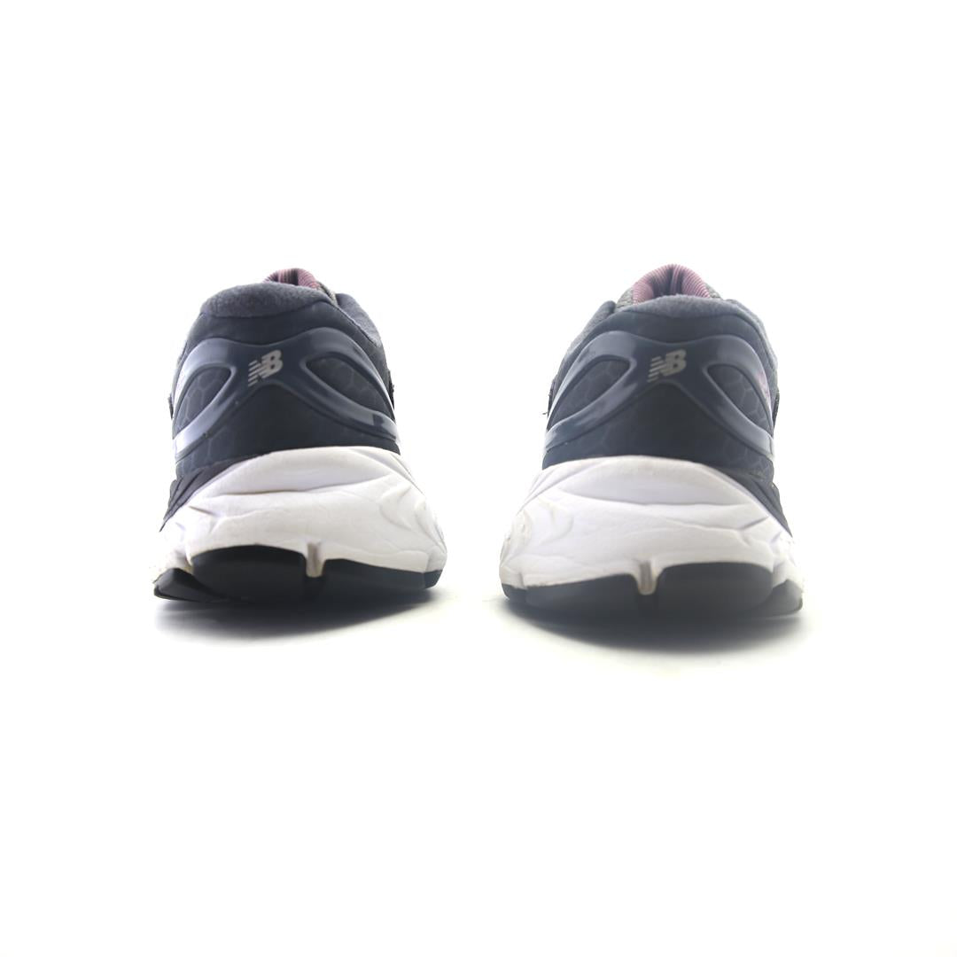 NEW BALANCE 840V4