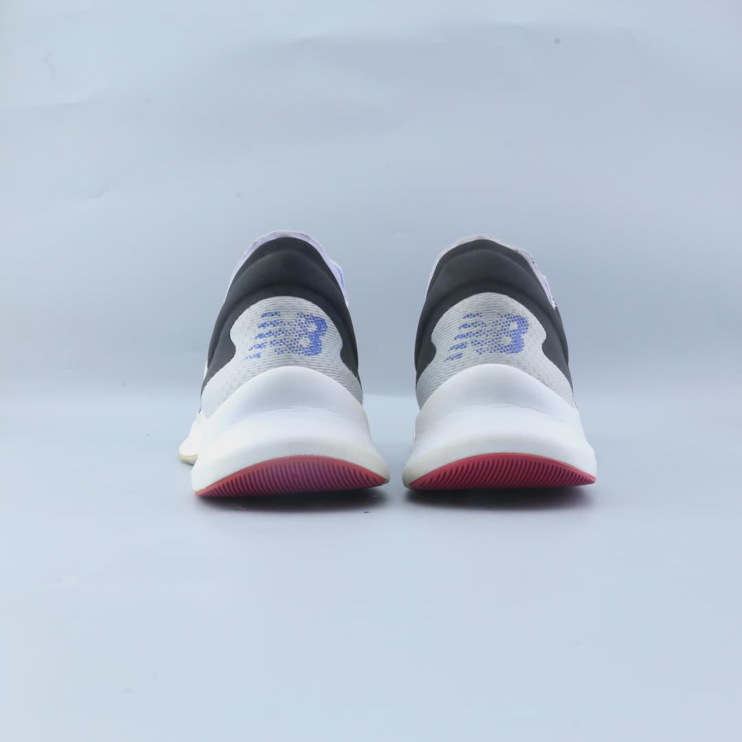 NEW BALANCE PESU V1