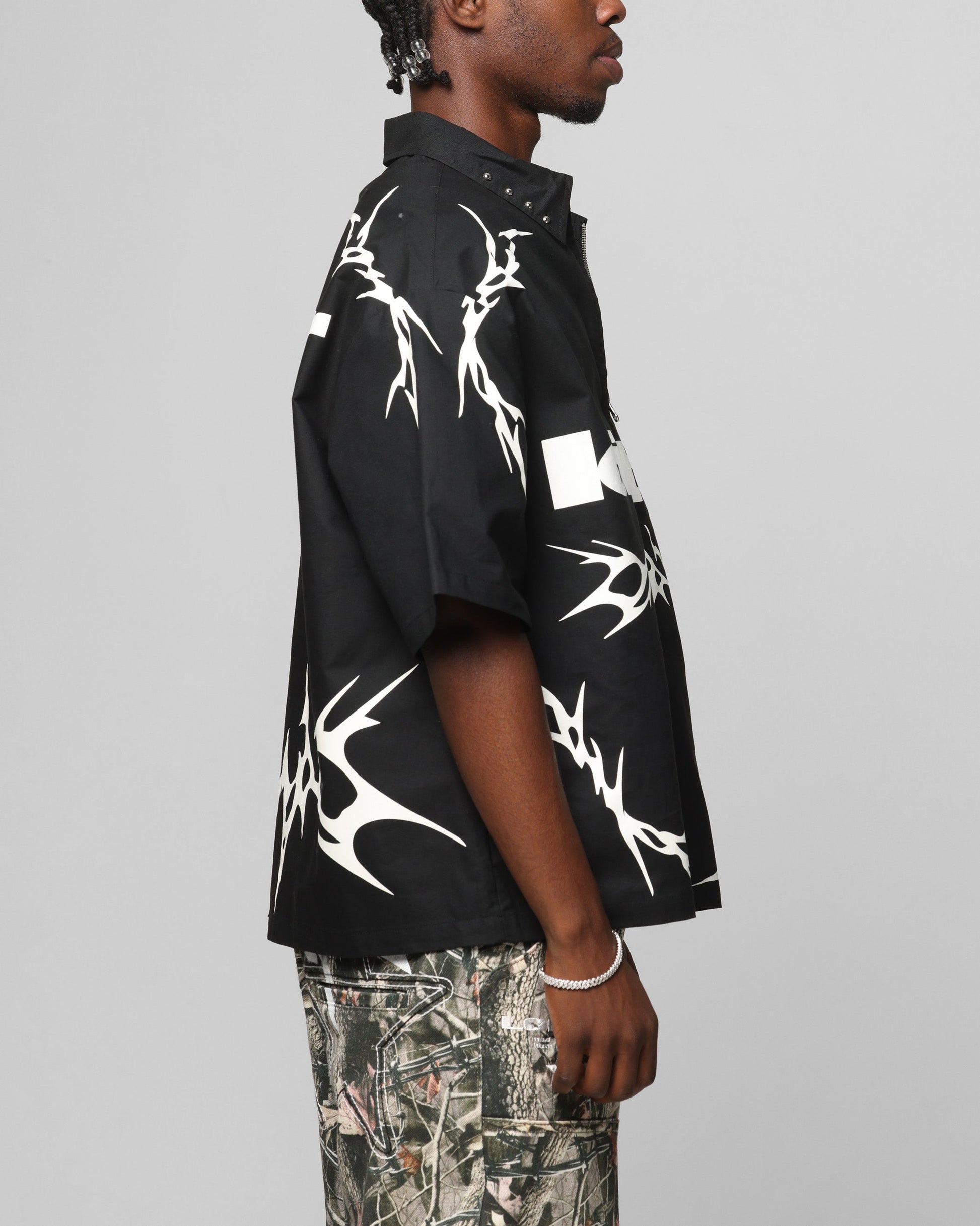 Loiter Cyber Zip Up Short Sleeve Shirt Black