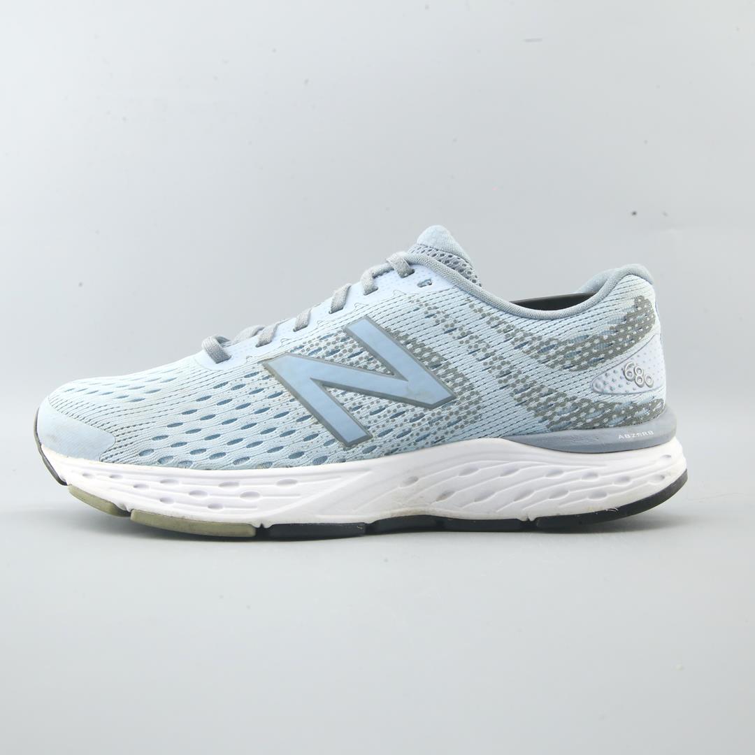 NEW BALANCE 680V6