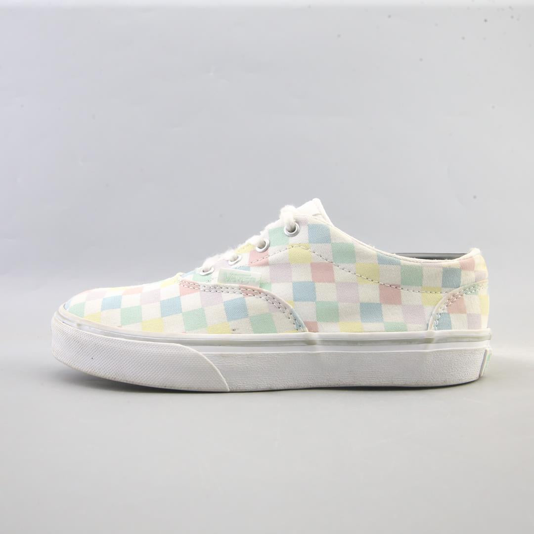 VANS AUTHENTIC