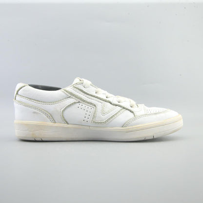 VANS OFF THE WALL