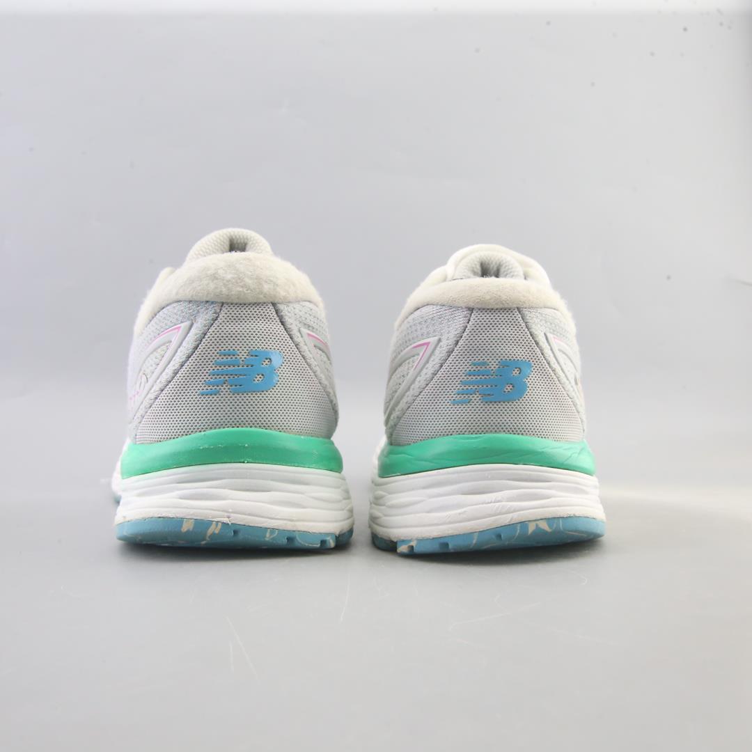 NEW BALANCE 880 V9