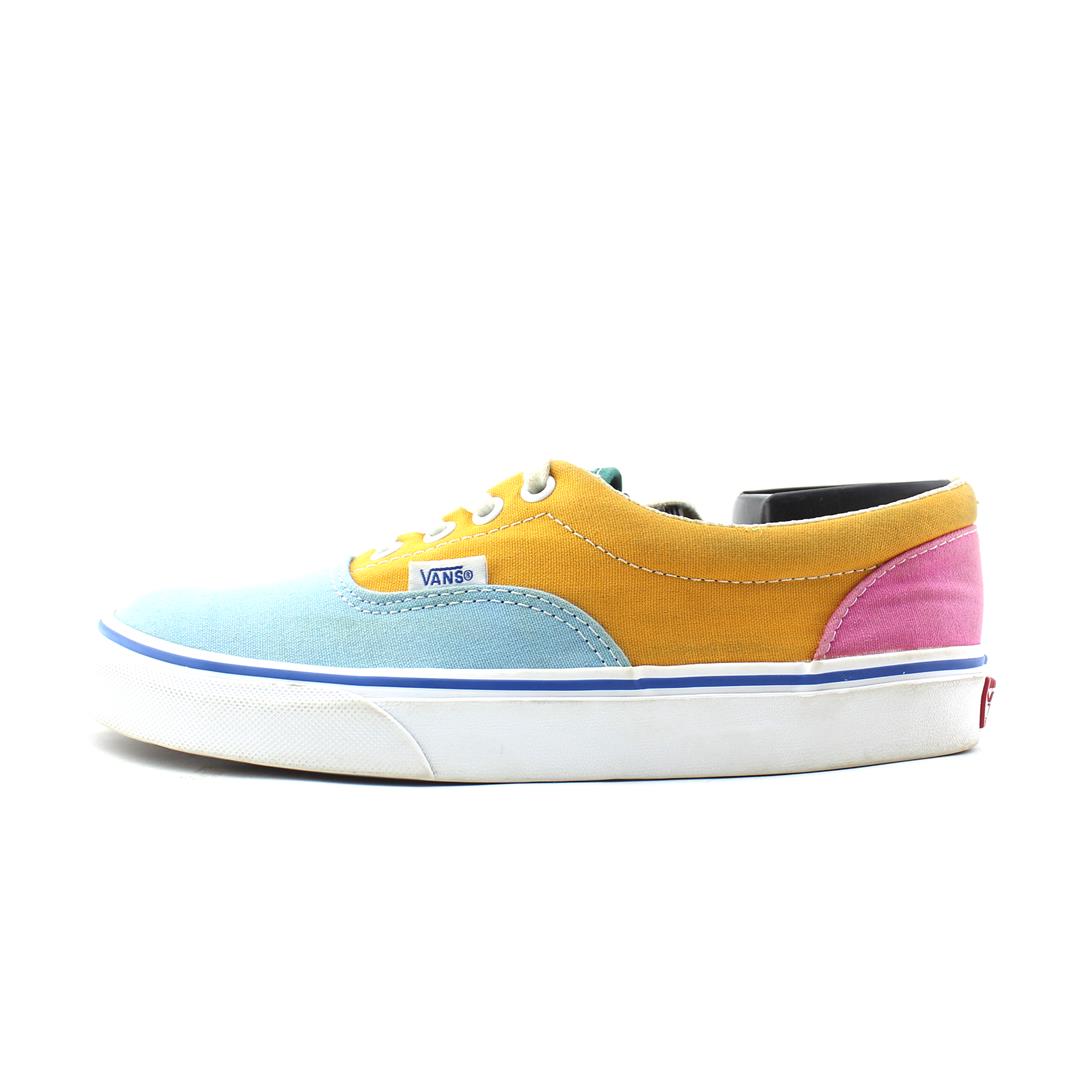 VANS AUTHENTIC