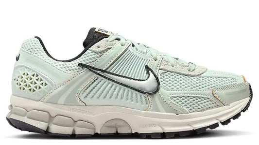 Nike Zoom Vomero 5 Light Silver Chrome (Women's)