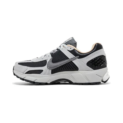 Nike Zoom Vomero 5 Dark Smoke Grey Vachetta