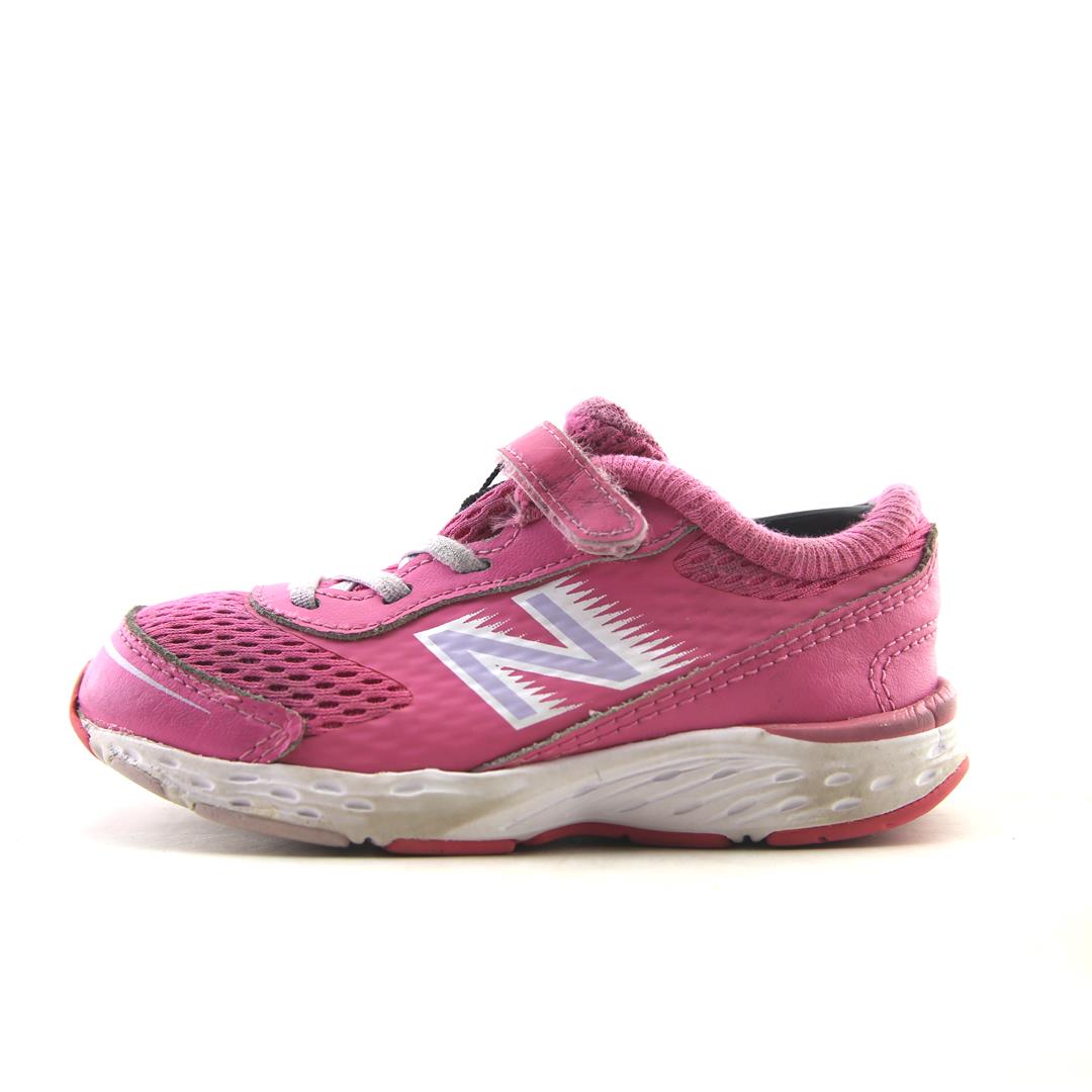 NEW BALANCE 680V6