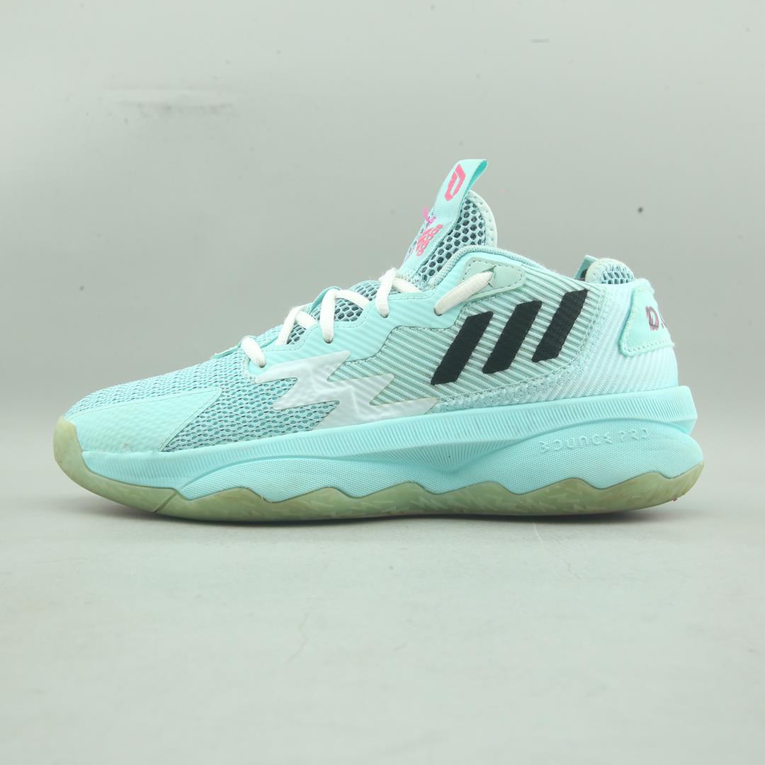 ADIDAS DAME 8