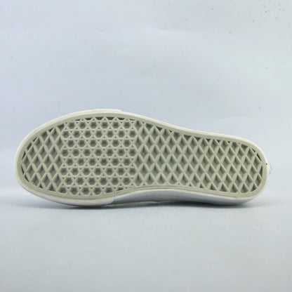 VANS AUTHENTIC