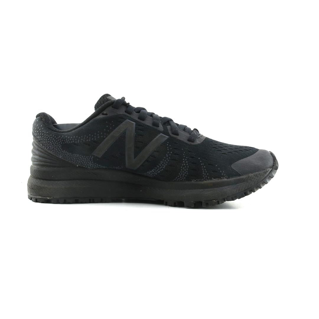 NEW BALANCE RUSH V3