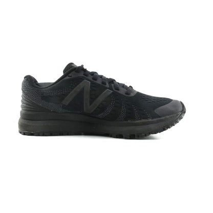 NEW BALANCE RUSH V3