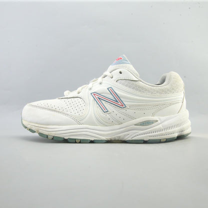 NEW BALANCE 840
