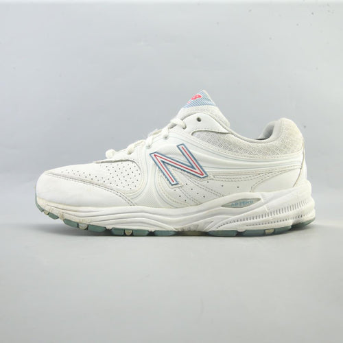 NEW BALANCE 840
