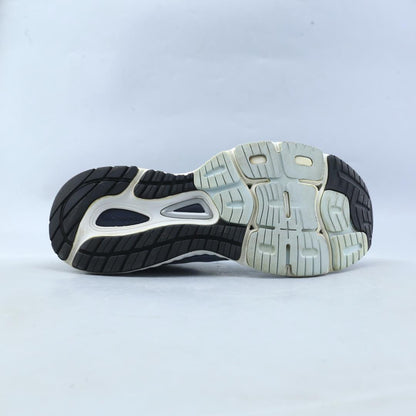 NEW BALANCE 880V9
