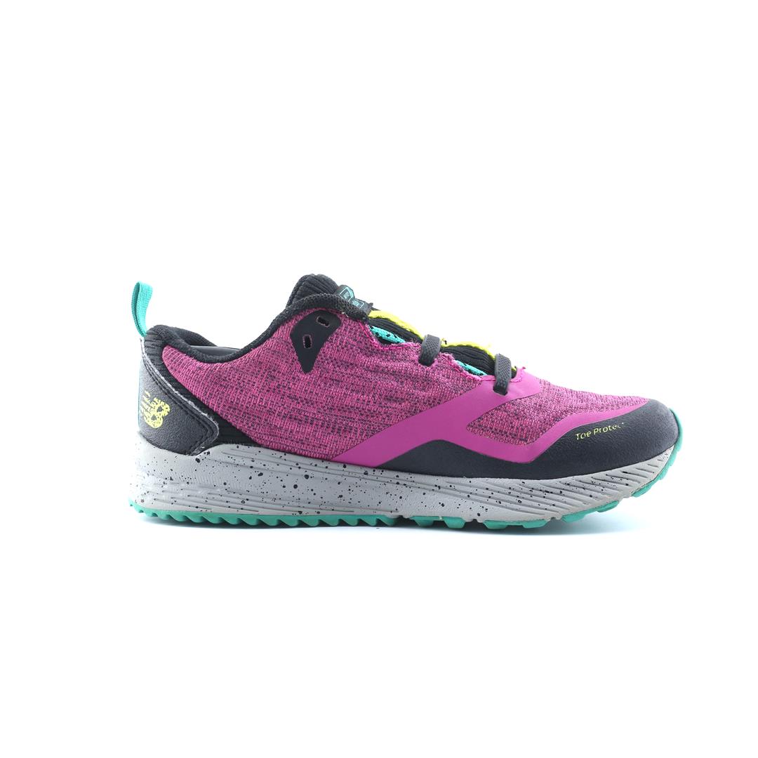 NEW BALANCE  NITREL V4