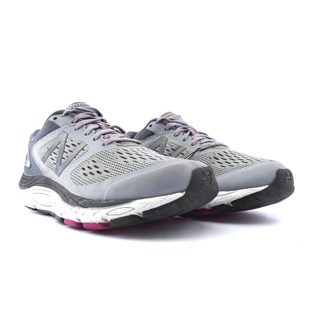 NEW BALANCE 840V4