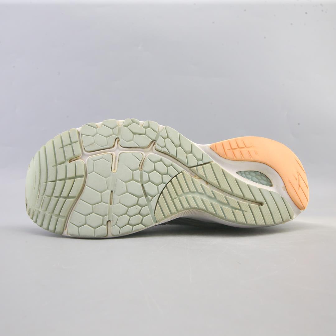 NEW BALANCE FRESH FOAM X 860V12