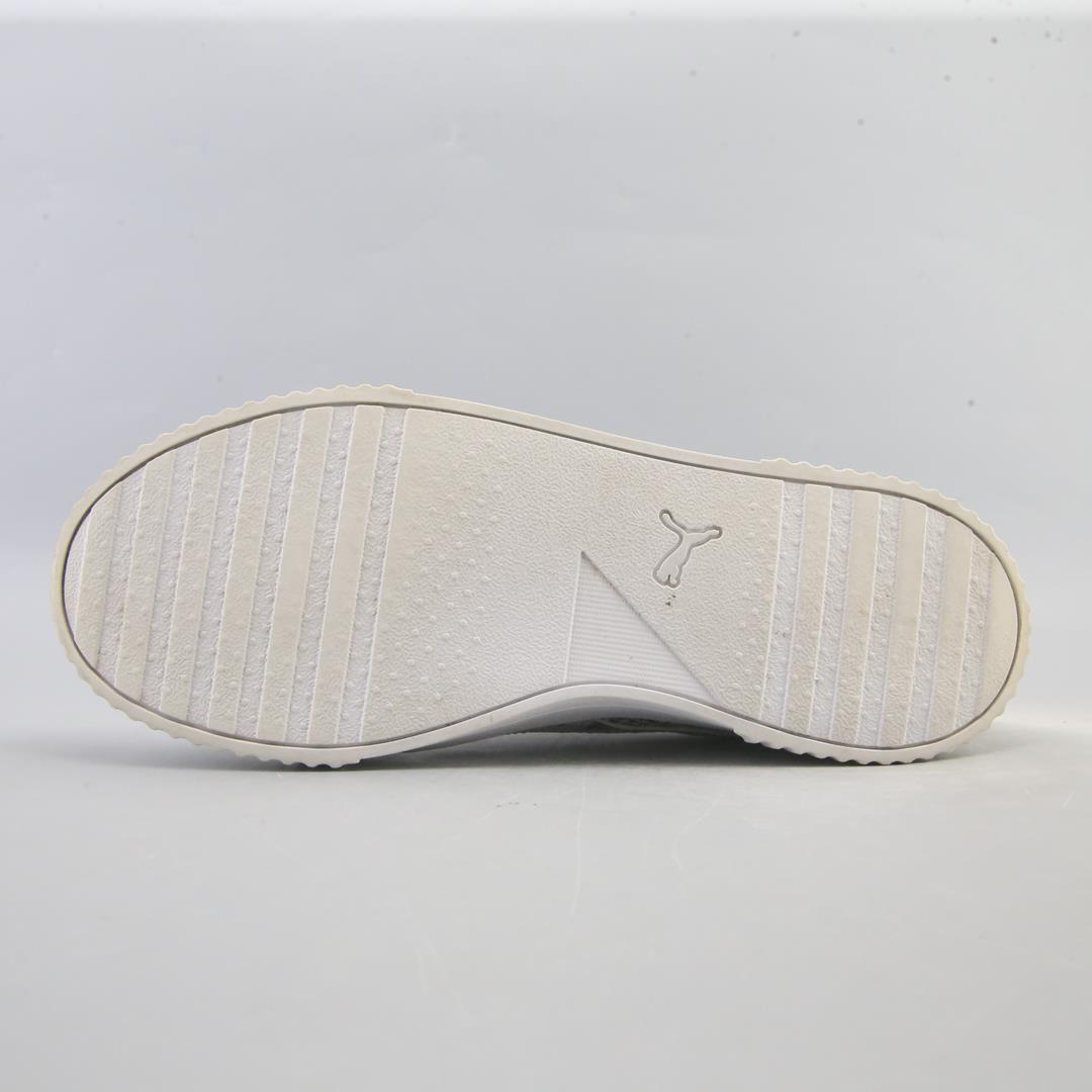 PUMA CARINA