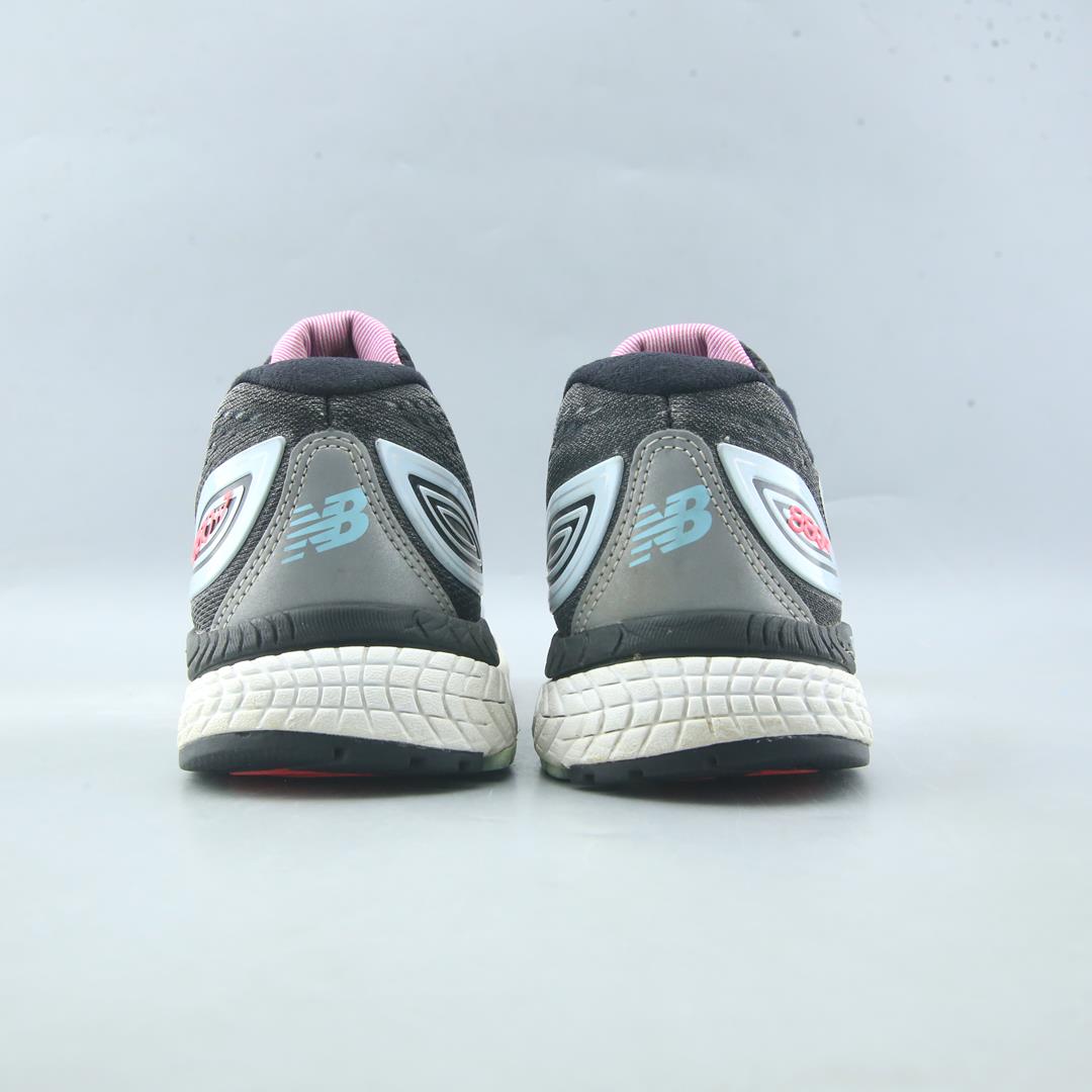 NEW BALANCE 880V7