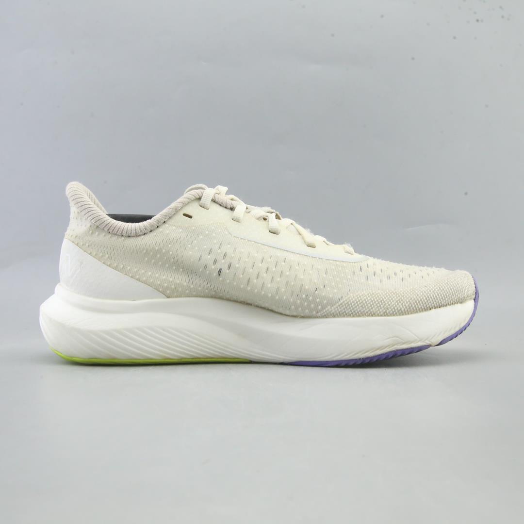 NEW BALANCE FUELCELL REBEL V3