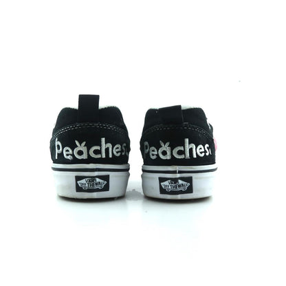 VANS X PEACHES. KNU-SKOOL