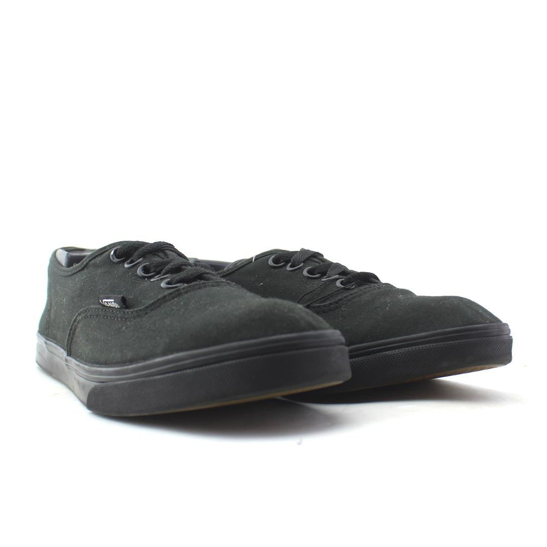 VANS AUTHENTIC