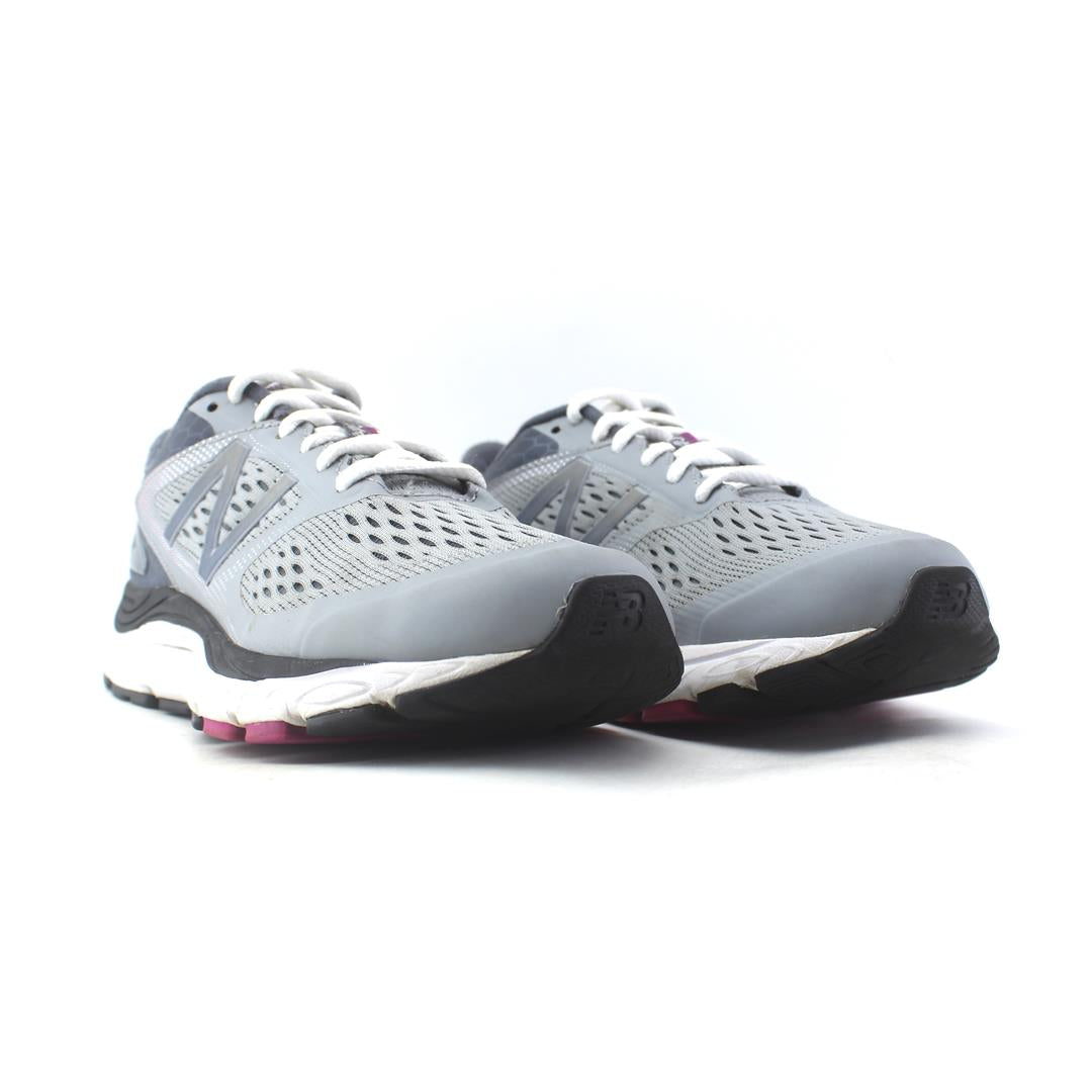 NEW BALANCE 840 V4