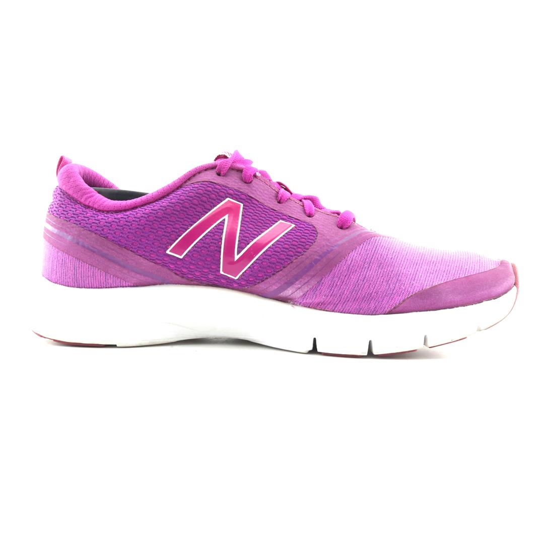 NEW BALANCE 711