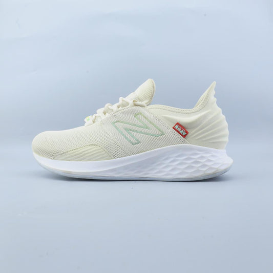 NEW BALANCE FRESH FOAM ROAV