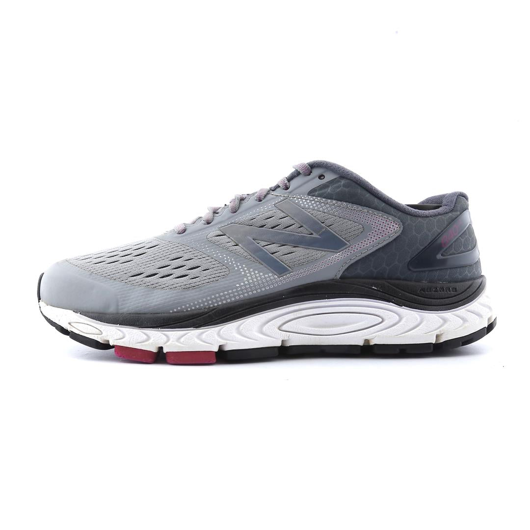 NEW BALANCE 840V4