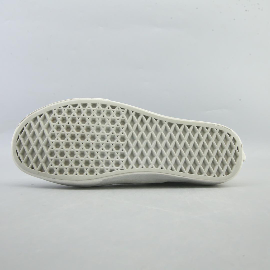 VANS AUTHENTIC