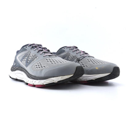 NEW BALANCE 840V4