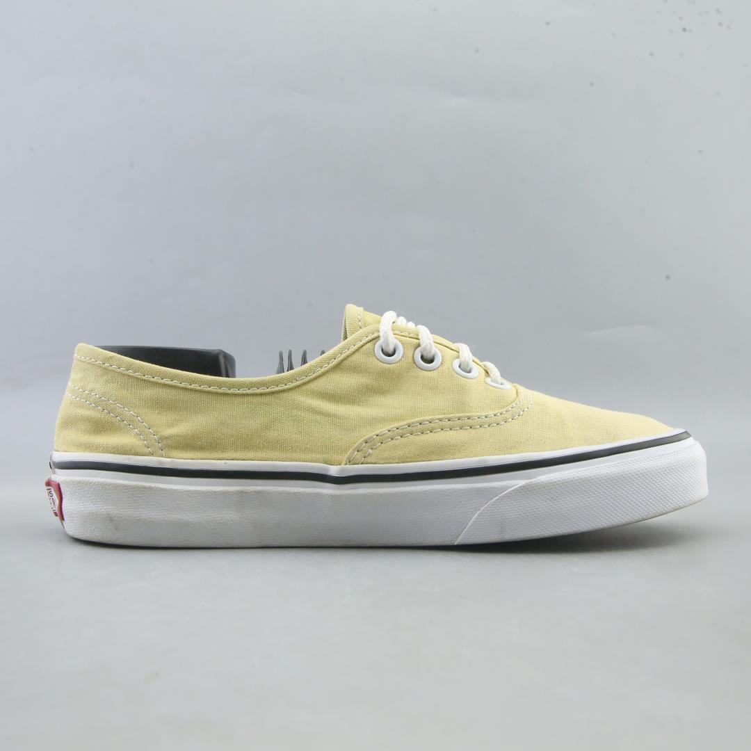 VANS AUTHENTIC