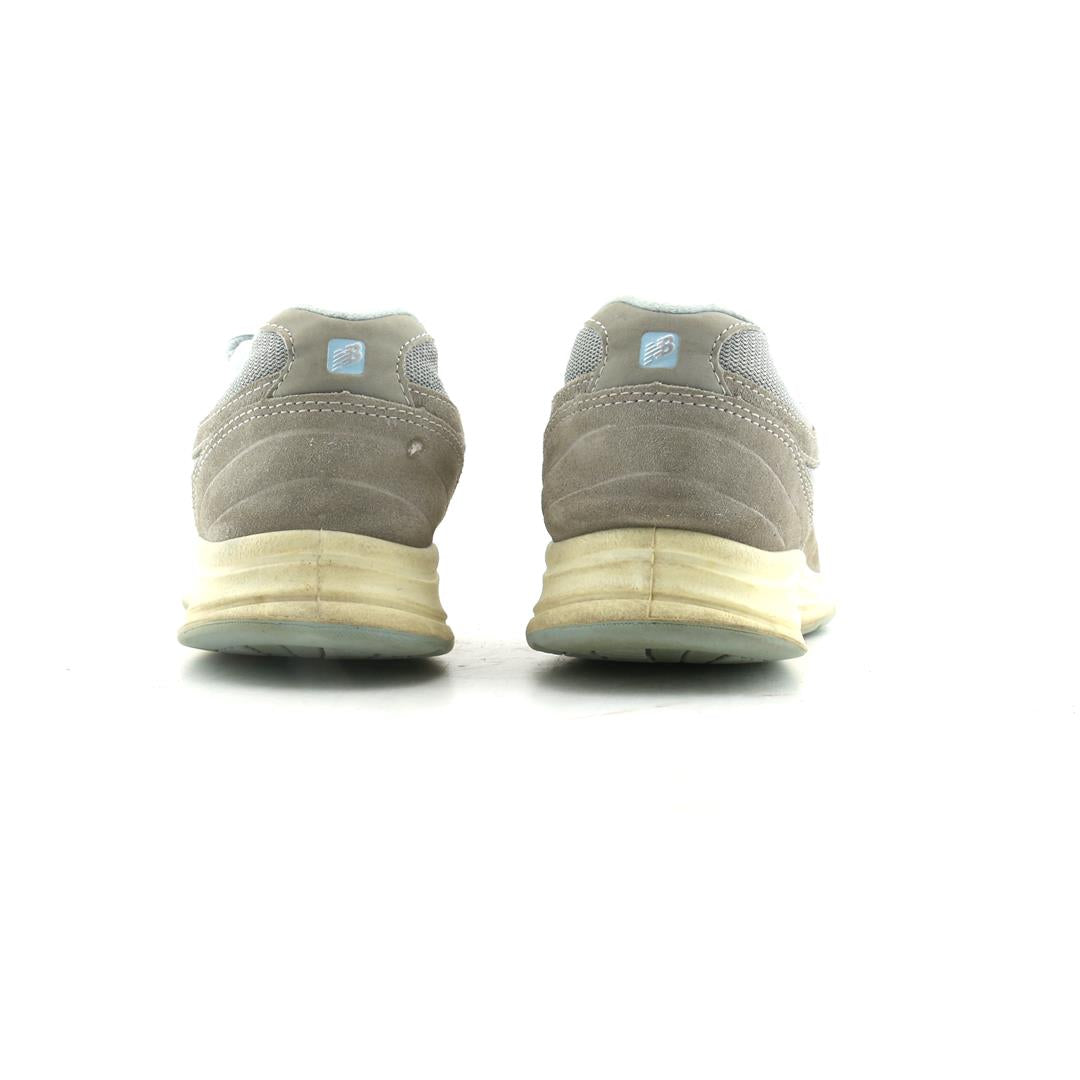 NEW BALANCE 877