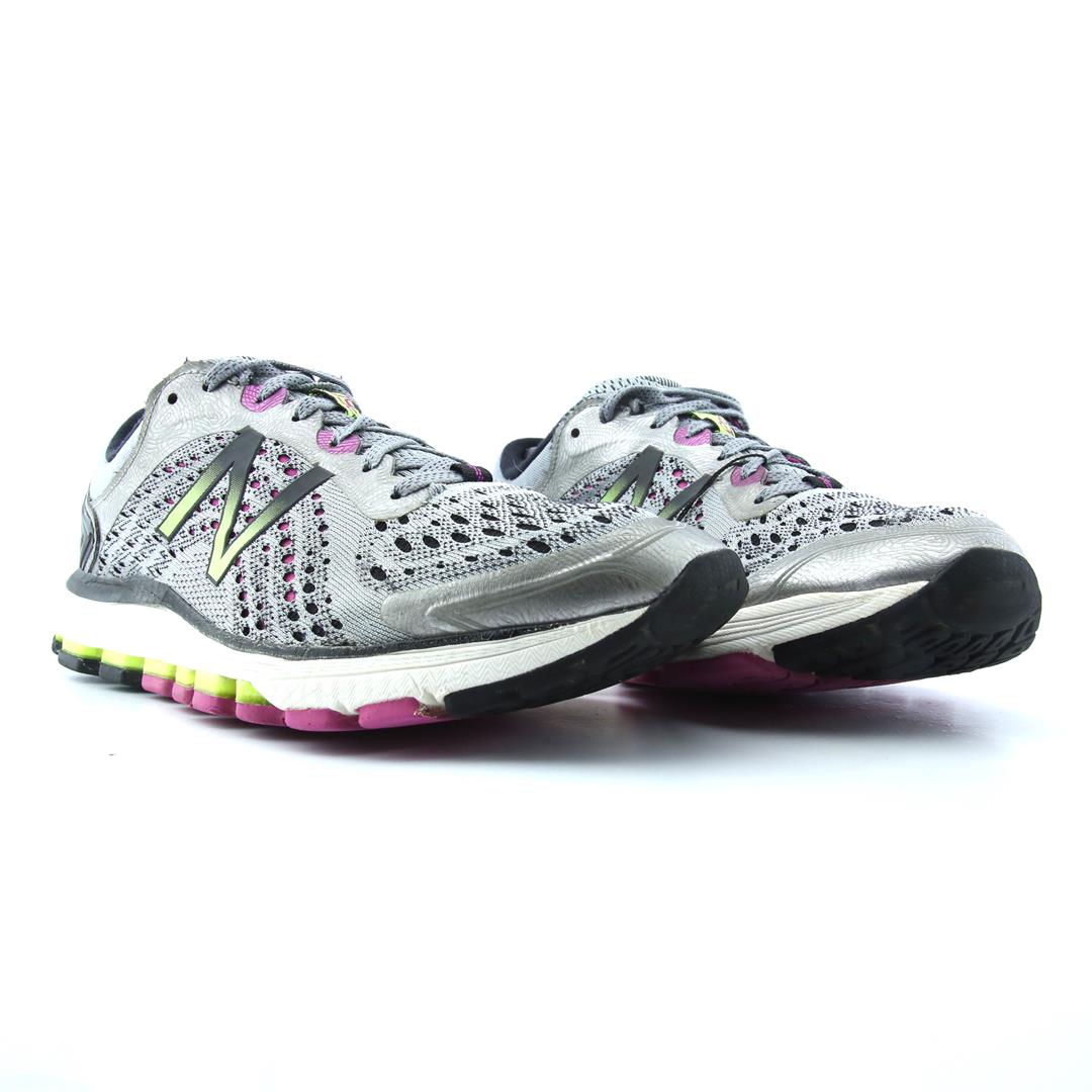 NEW BALANCE 1260V7