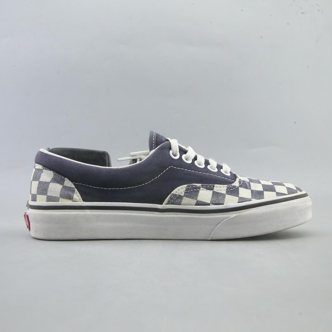 VANS AUTHENTIC