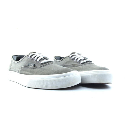 VANS AUTHENTIC