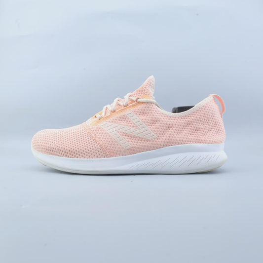NEW BALANCE FUELCORE COAST V4