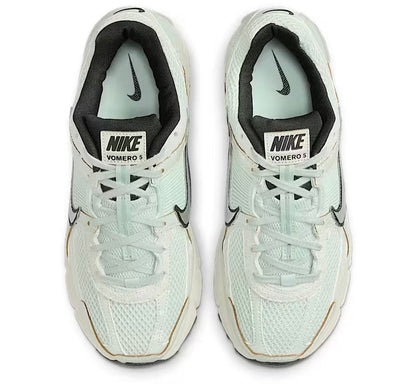 Nike Zoom Vomero 5 Light Silver Chrome (Women's)
