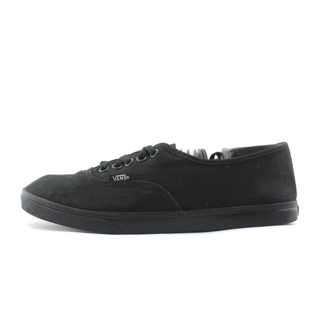 VANS AUTHENTIC