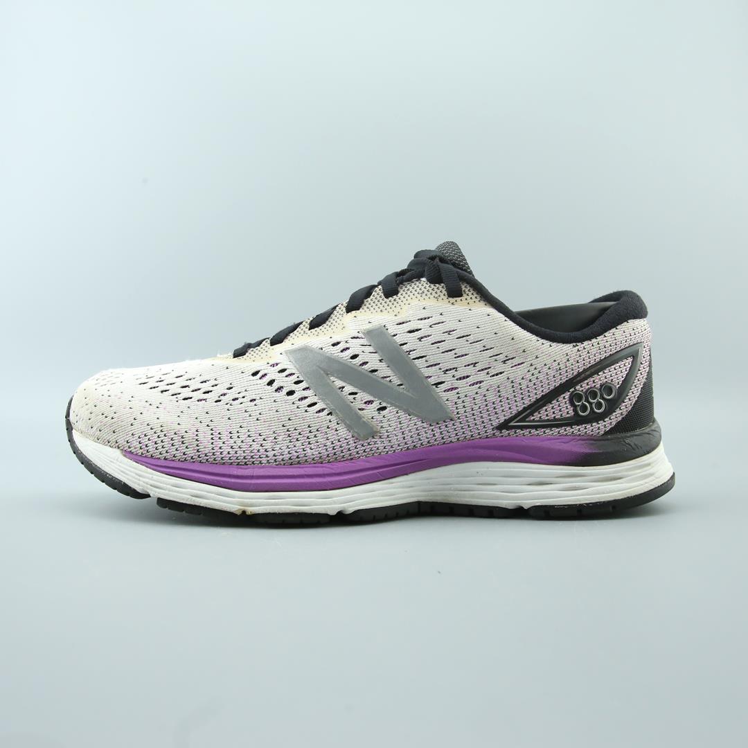 NEW BALANCE 880V9