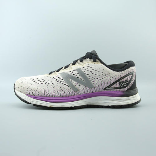 NEW BALANCE 880V9