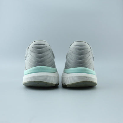 NEW BALANCE 860V10