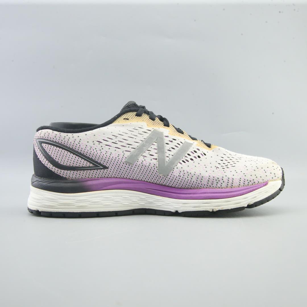 NEW BALANCE 860V9