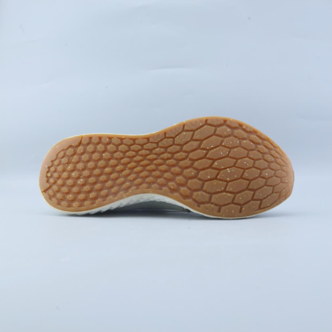 NEW BALANCE FRESH FOAM CRUZV1