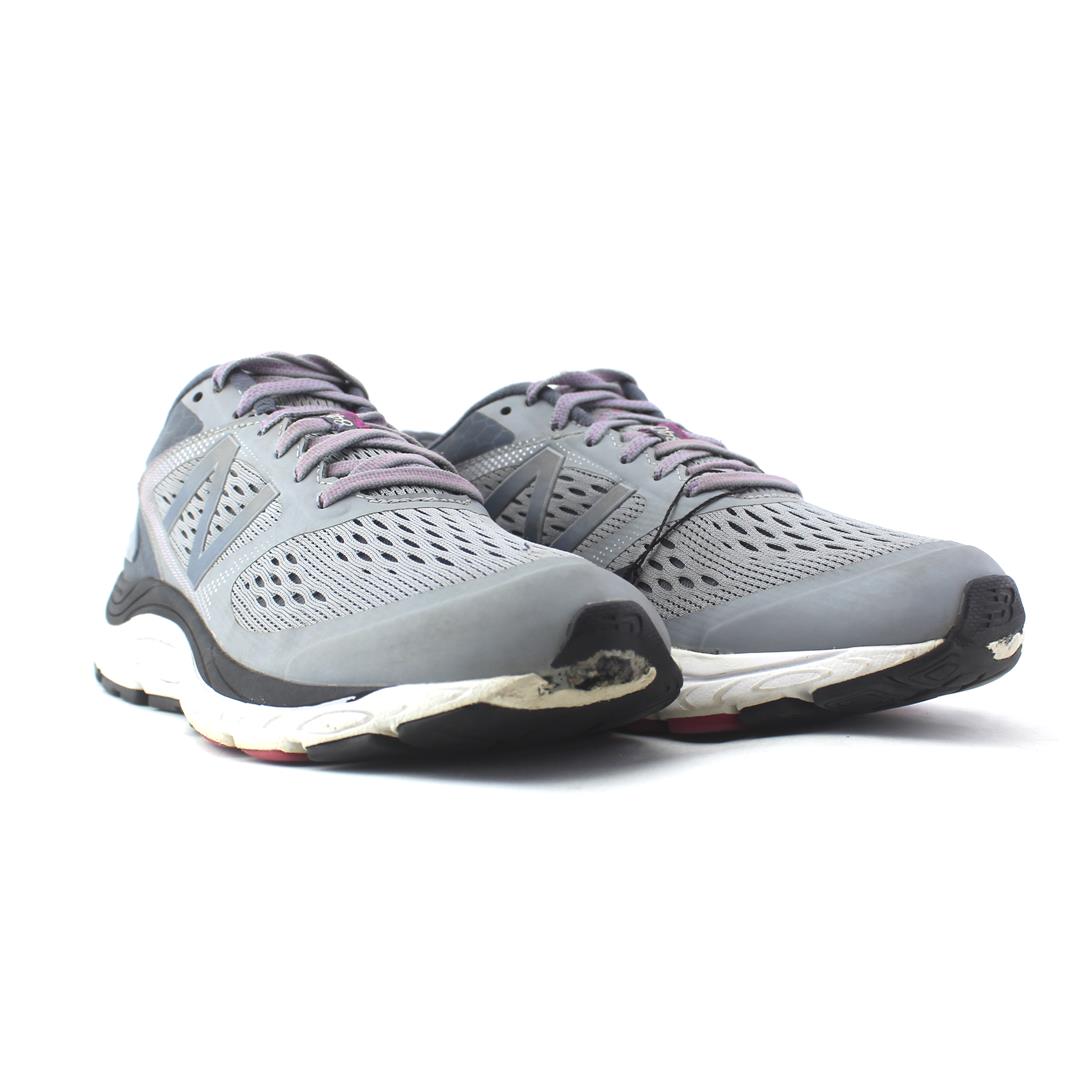 NEW BALANCE 840V4