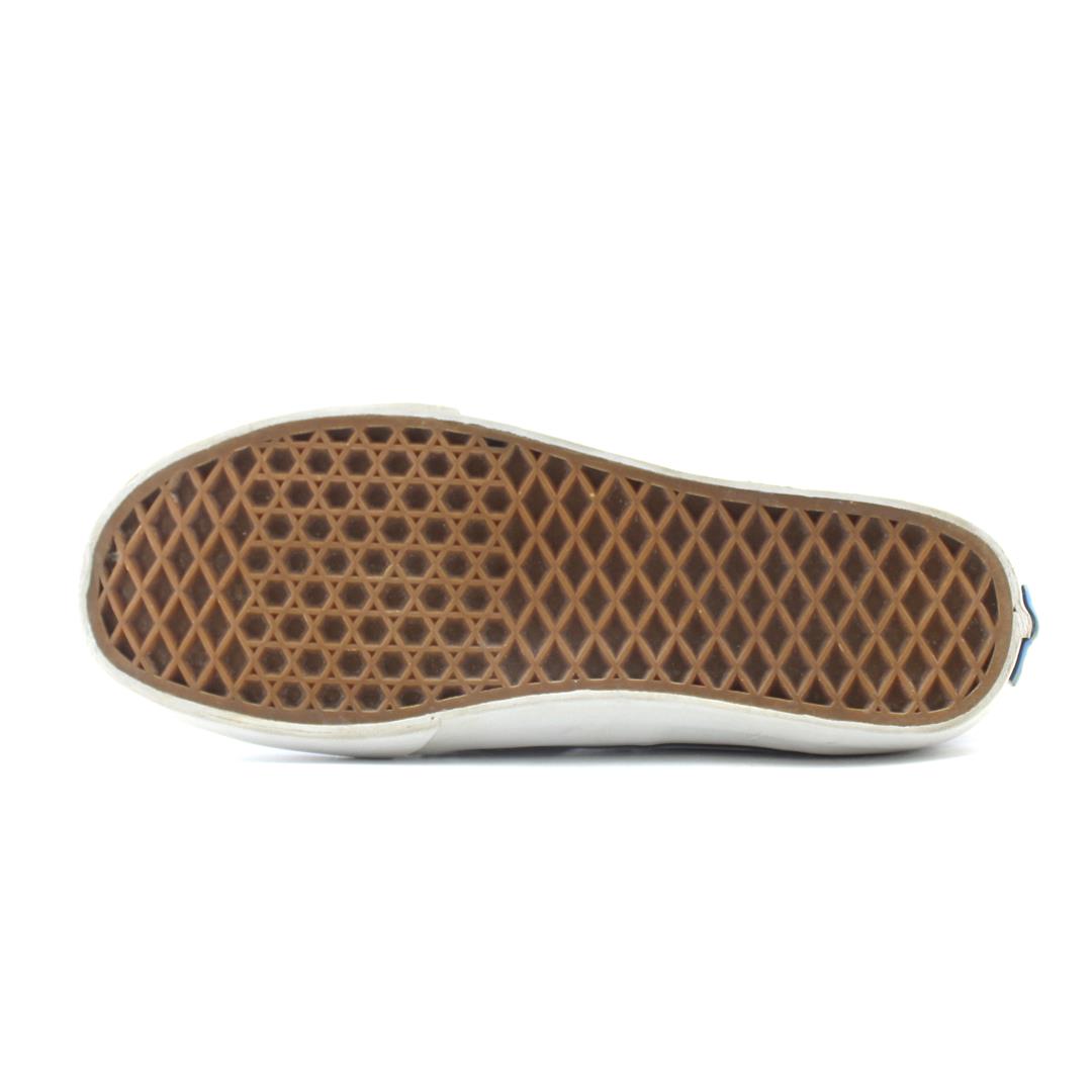 VANS AUTHENTIC