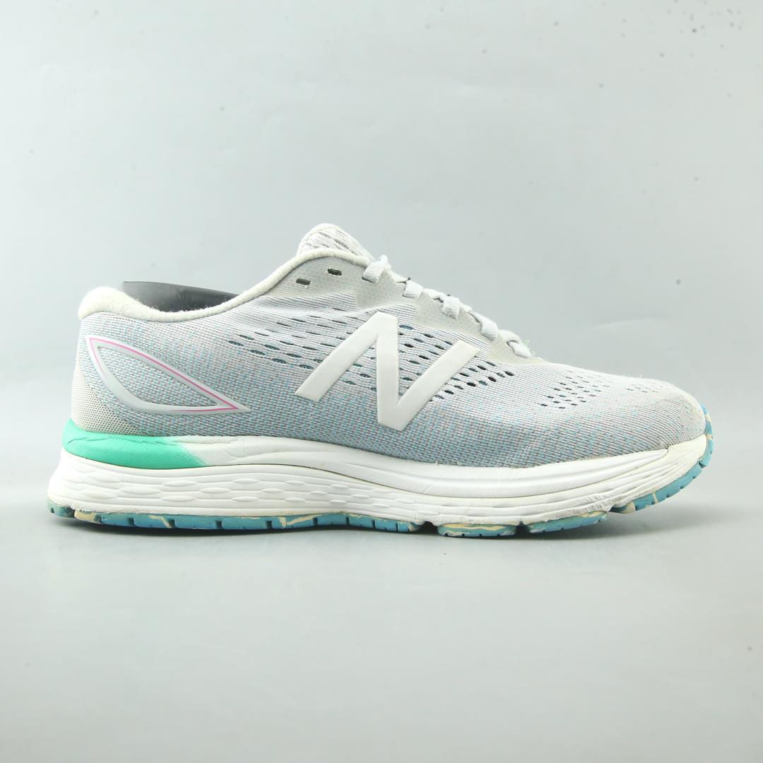 NEW BALANCE 880V9